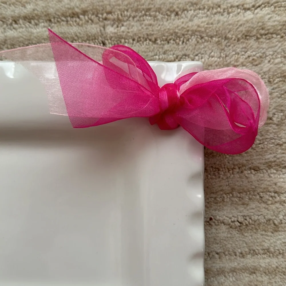 Southern Living Dress Me Up Ribbon Rectangular Platter 13.5 x 7.5 White Scallop